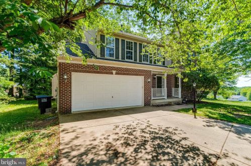14007 Ermine Ct, Woodbridge, VA 22193-5420