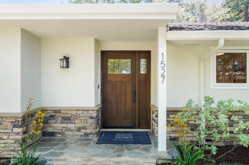 1527 Queensbury Ave, Los Altos, CA 94024-5844