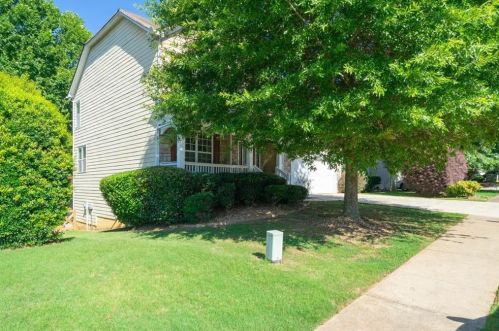 285 Springs Xing, Holly Springs, GA 30114-8855