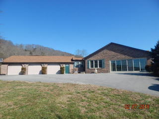 201 Tater Valley Rd, Luttrell, TN 37779-1529