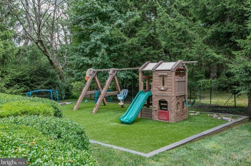 54 Ettl Cir, Princeton NJ  08540-2327 exterior