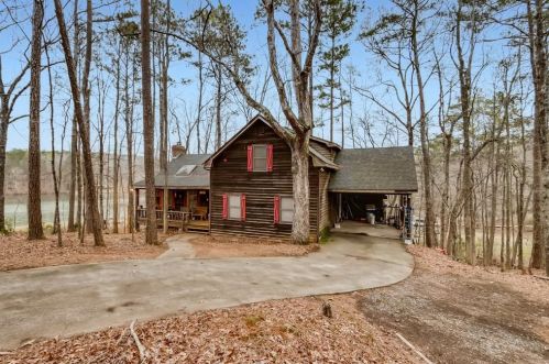 5205 Pine Pl, Villa Rica, GA 30180-3930