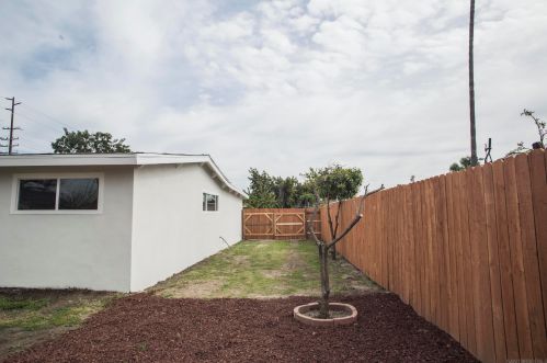 10021 Perdido St, Anaheim CA  92804-5344 exterior