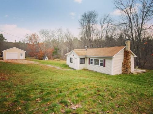 549 Pembroke Rd, Allenstown, NH 03275-3915