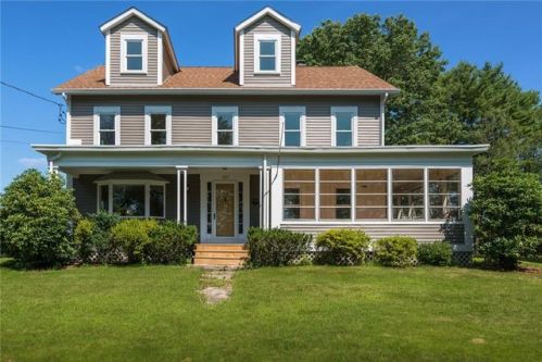 257 Pascoag Main St, Glocester, RI 02859-3402