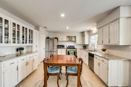 6905 Abilene Dr, Garland TX  75048-2009 exterior