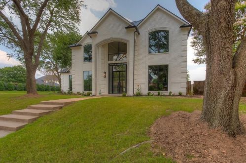 6501 Shoal Creek Rd, Fort Worth TX  76132-4418 exterior