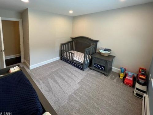 16 Frd, Dover NJ  07803-3205 exterior