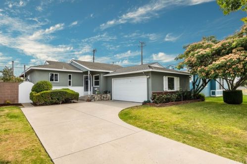 2134 166th Pl, Torrance, CA 90504-2228