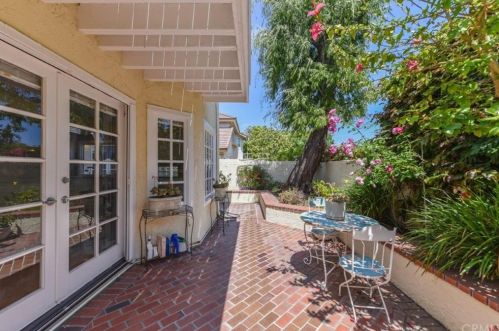 15 Sunrise, Irvine CA  92603-3719 exterior