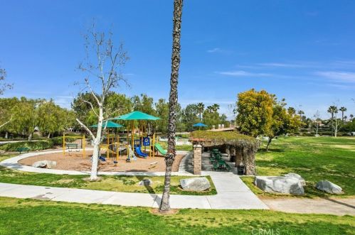 17653 Cedarwood Dr, Riverside CA  92503-7038 exterior