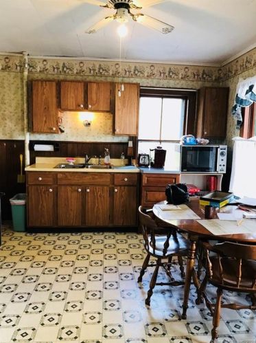 124 Mckinley St, Torrington, CT 06790-6632