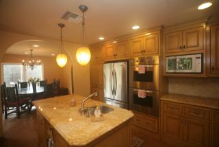 5726 Donna Ave, Los Angeles CA  91356-1215 exterior