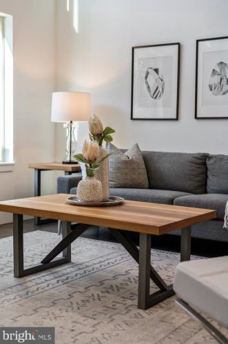 1344 19 St, Philadelphia PA  19146-4665 exterior