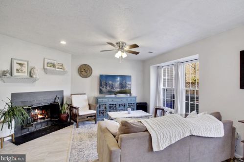 3314 Tapestry Cir, Burtonsville MD 20866-2067 exterior