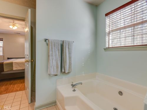 6859 Silver Maple Ct, Rex GA 30273-2359 exterior