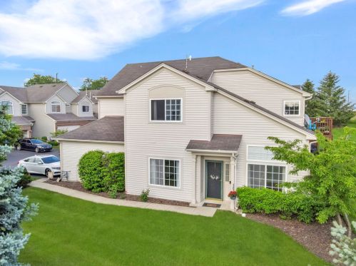 225 Nicole Dr, South Elgin, IL 60177-3615