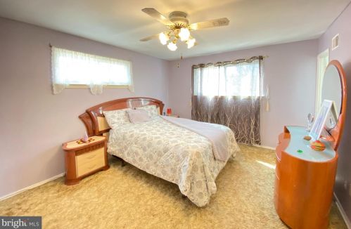 9504 Lawnsberry Ter, Silver Spring MD 20901-4714 exterior