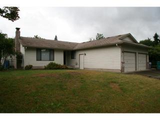 617 112th St, Vancouver, WA 98685-3990