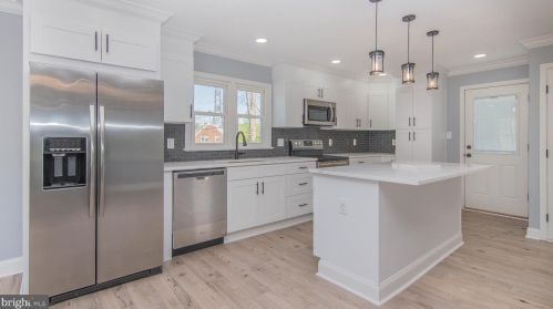 19214 Mockingbird Heights Rd, Triangle VA  22172-2207 exterior