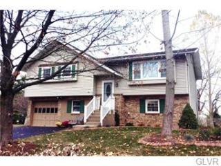 35 Kraft Dr, Allentown, PA 18104-9541