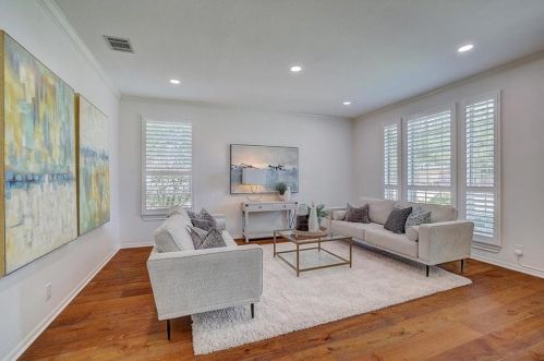 3112 Barton Point Dr, Austin TX  78733-6318 exterior