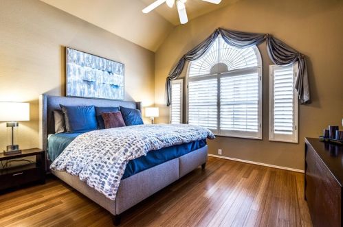 337 Touchdown Dr, Irving TX exterior