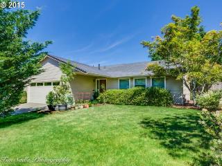 12036 Wilton Ave, Portland, OR 97223-1667