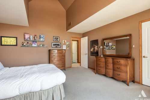 4 Loblolly Ct, Lemont IL  60439-7744 exterior