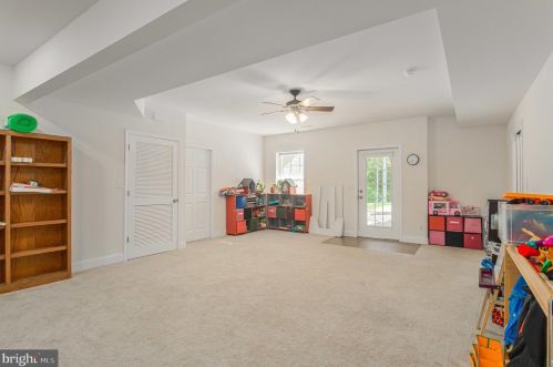 251 Cropp Rd, Fredericksburg VA  22406-4015 exterior