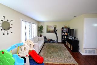 12321 Westcliff Dr, Stanton, CA 90680-3919