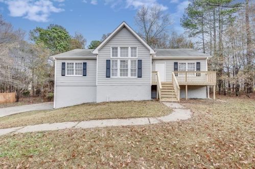 4088 Tara Ct, Loganville, GA 30052-2779