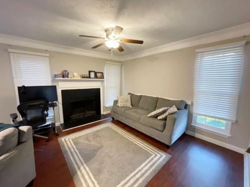 1686 Barrington Overlook, Marietta, GA 30066-4924
