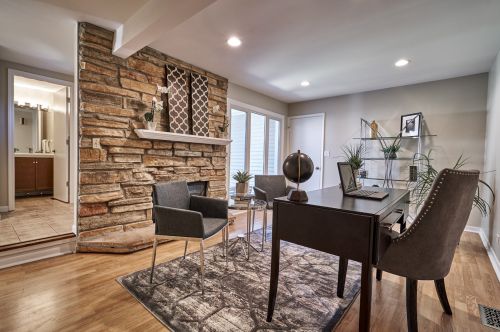 607 Pheasant Ln, Bannockburn, IL 60015-3636