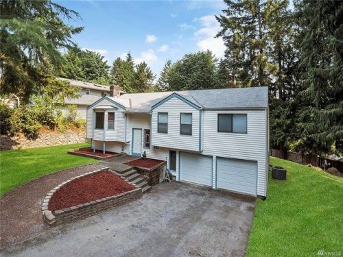 23717 Linda St, Monroe, WA 98272-9411