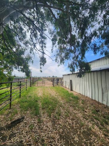 6460 Lon Dale Rd, Valley Home, CA 95361-7734
