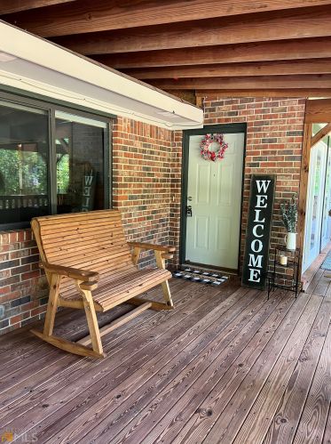 3255 Flat Shoals Rd, Conyers, GA 30094-5644