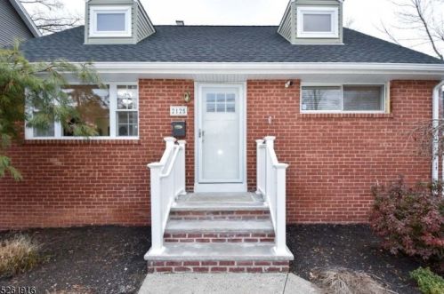 2125 Portland Ave, Scotch Plains, NJ 07076-1841