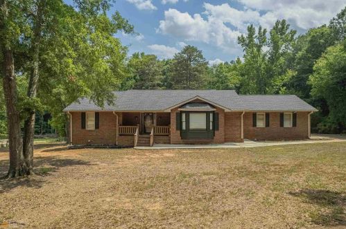 813 Cherokee Ridge Rd, Canon, GA 30520-3721