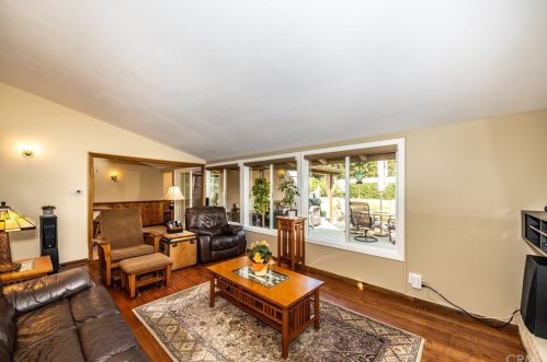 406 Florette St, Anaheim, CA 92804-2627