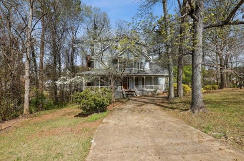 2001 Hampton Trl, Conyers GA  30013-2347 exterior