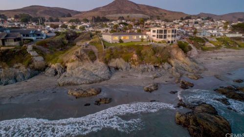 302 Pacific Ave, Cayucos, CA 93430-1634