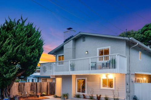 219 Aptos Beach Dr, Aptos, CA 95003-4536