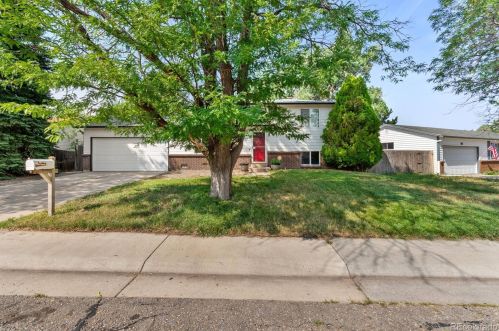 2919 Winston St, Denver, CO 80013-1646