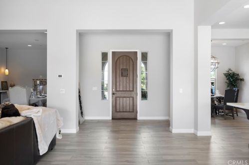 7756 Kingdom Dr, Riverside CA  92506 exterior