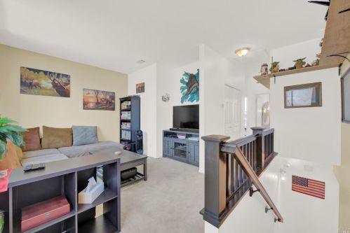 831 Chateau Cir, Vacaville CA  95687-7432 exterior