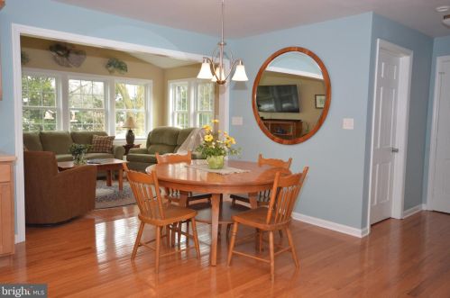 1949 Rachael Dr, Lancaster PA  17601-3627 exterior