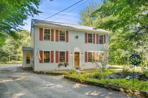 38 Orchard View Dr, Wilton, NH 03086-5733
