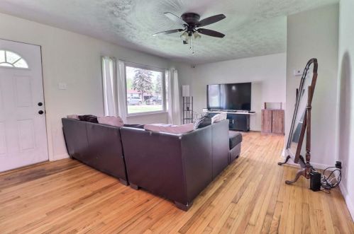 1759 53rd Ave, Gary, IN 46410-1307