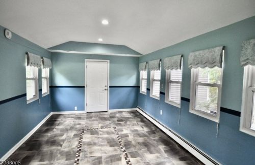 25 Elizabeth Dr, Dover NJ  07869-1307 exterior